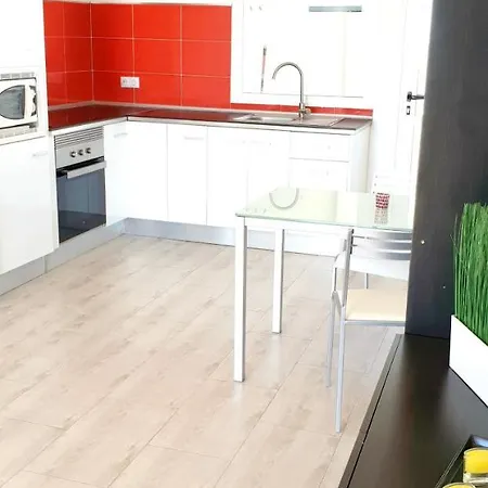 Apartment Calle Los Mirlos 3 *